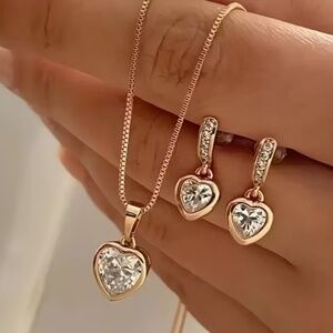 🎁 Golden Heart Set 💛 Gold-Plated Necklace and Earrings💖✨